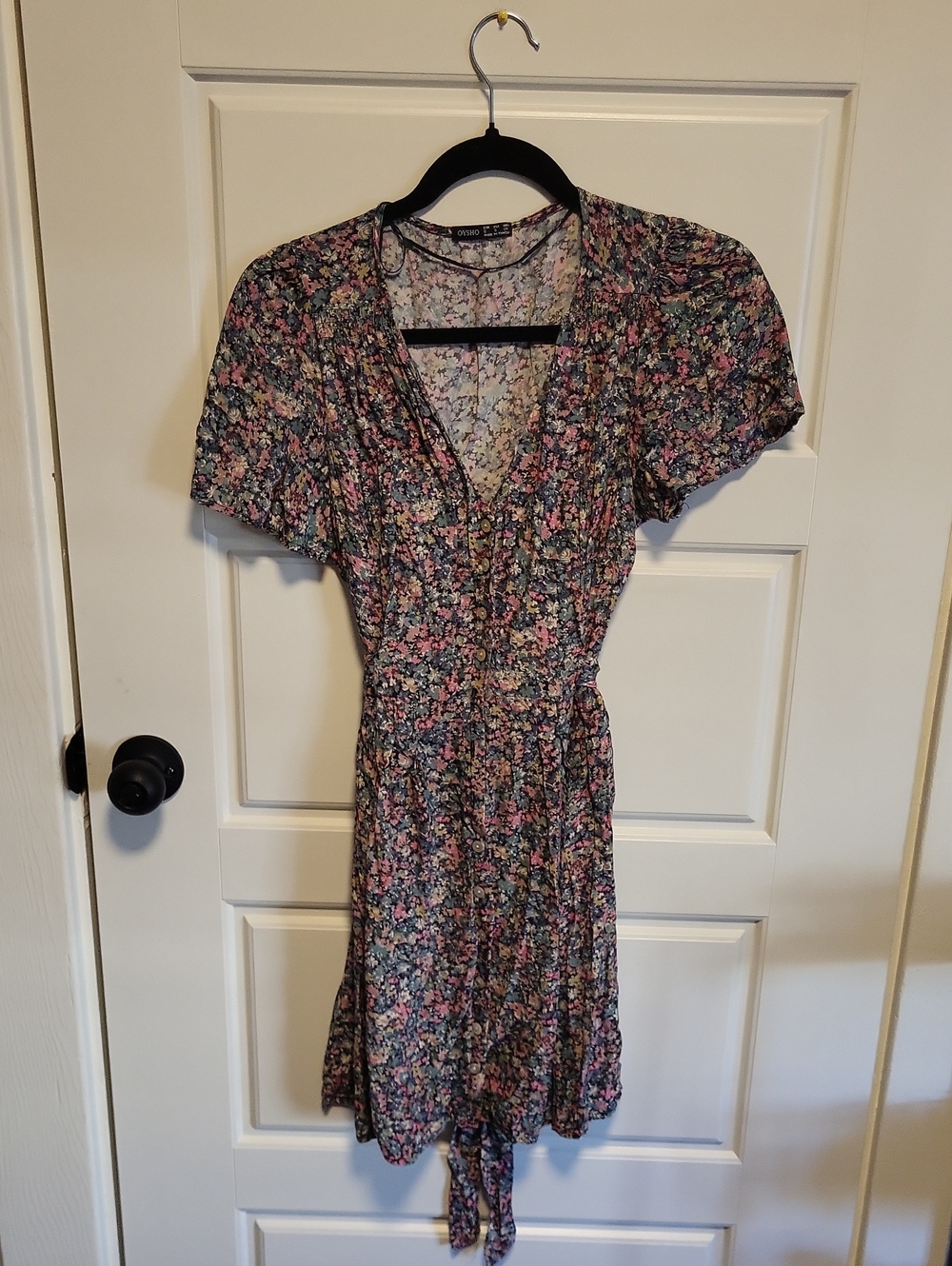 Floral V-Neck Tie-Front Midi Dress in Black with Pink Accents